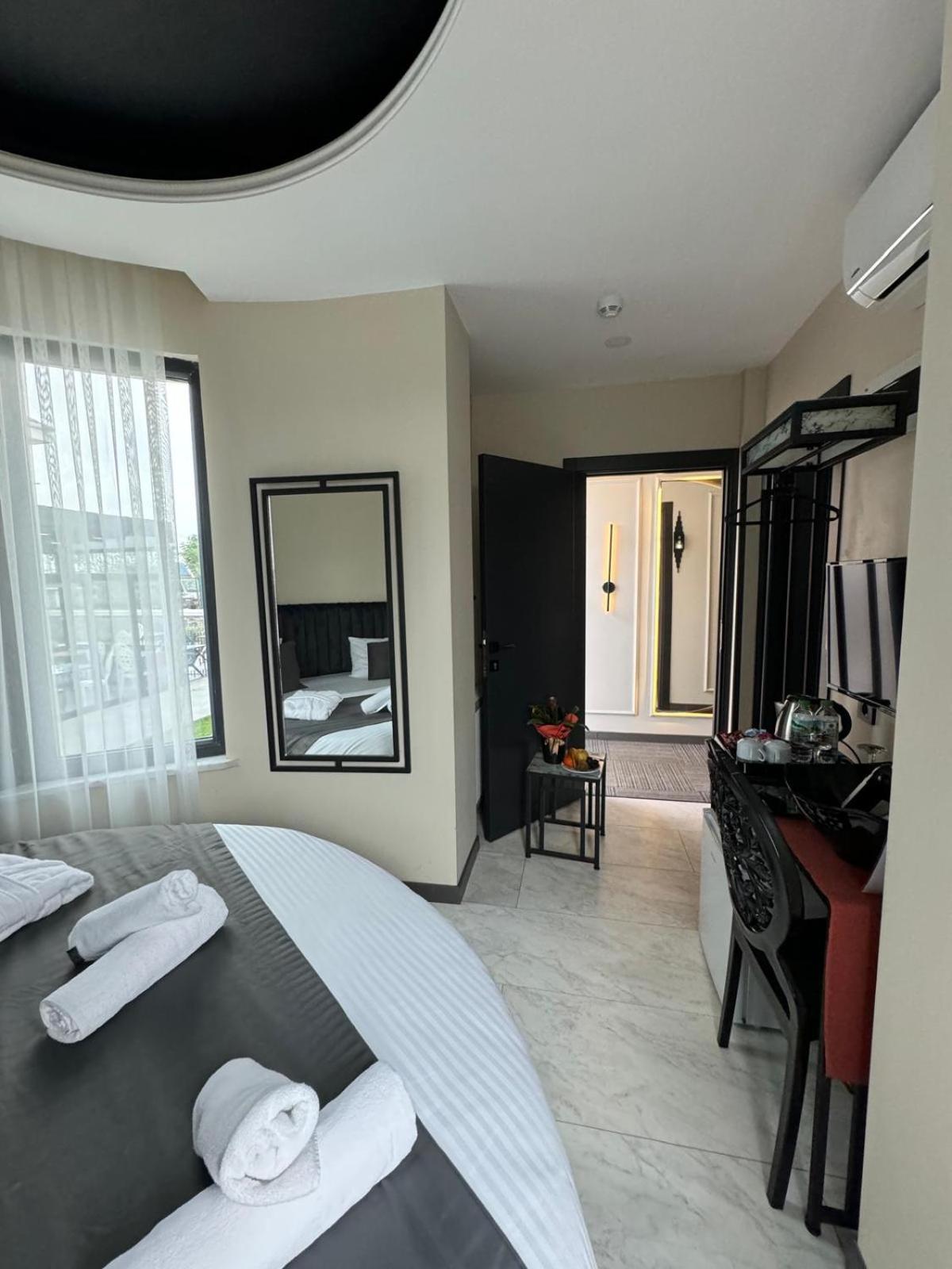 Arnavutkoy The Queen Airport Hotel-Round Trip Airport Service מראה חיצוני תמונה
